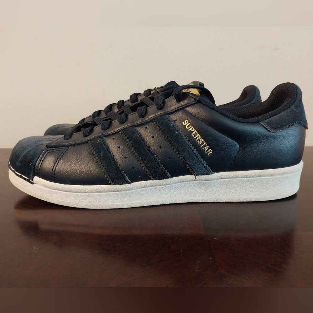 Adidas Superstar Navy Blue Leather & Velvet Casual Size 9 Shoe